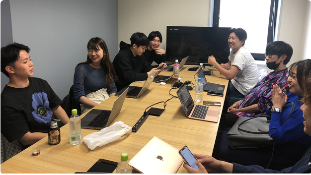 信頼できる起業家メンターから定期的にアドバイスをもらえます