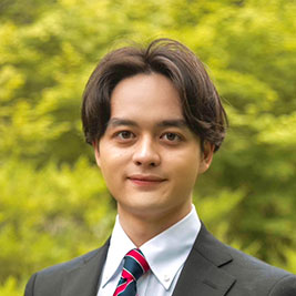 ピーク エイダン ゼファーさん