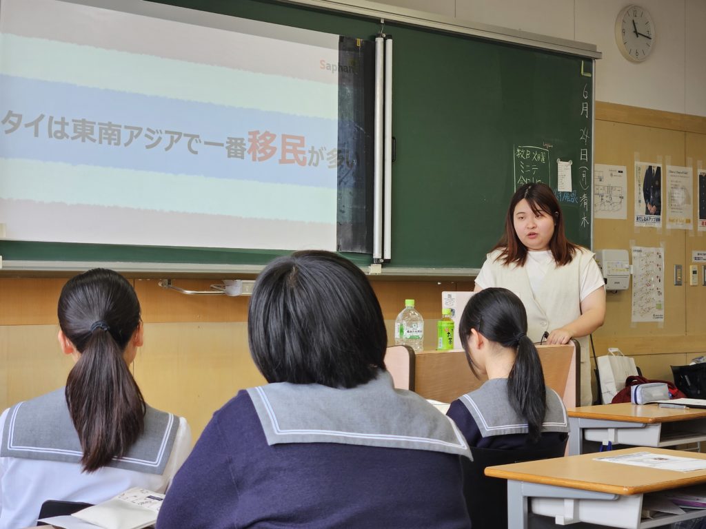 MAKERSゲストの人生講演の様子