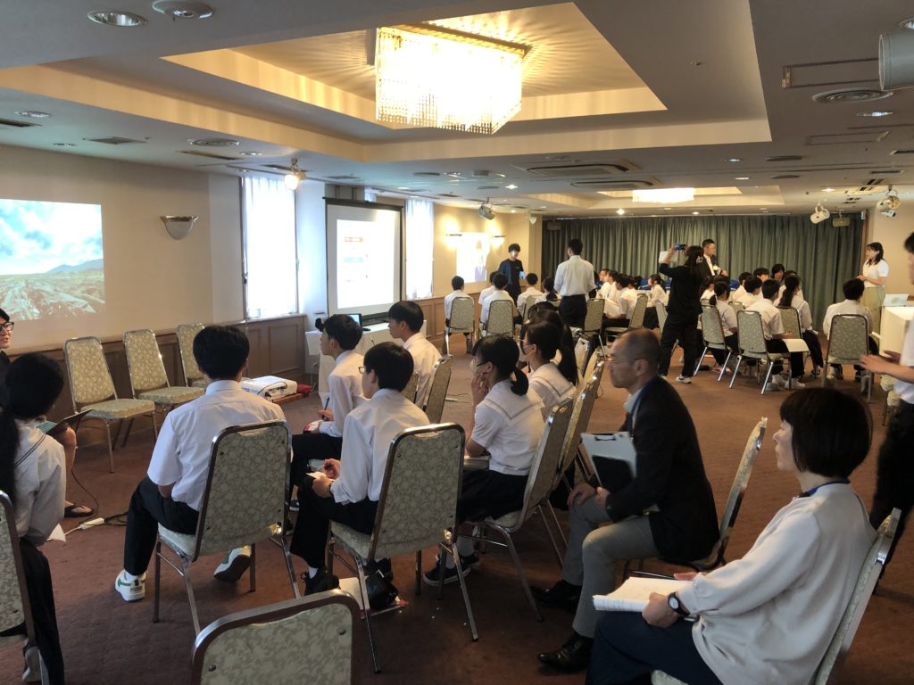 MAKERSゲストの人生講演の様子