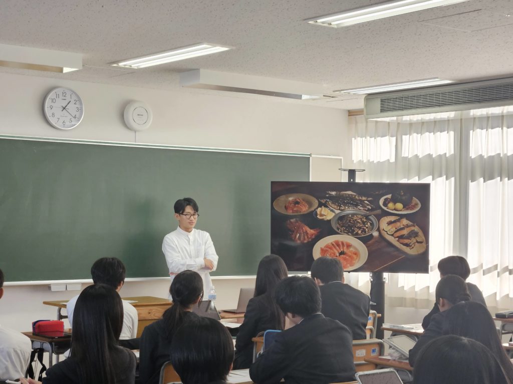 MAKERSゲストの人生講演の様子