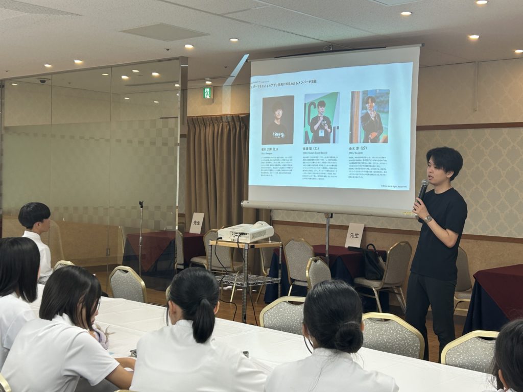 MAKERSゲストの人生講演の様子