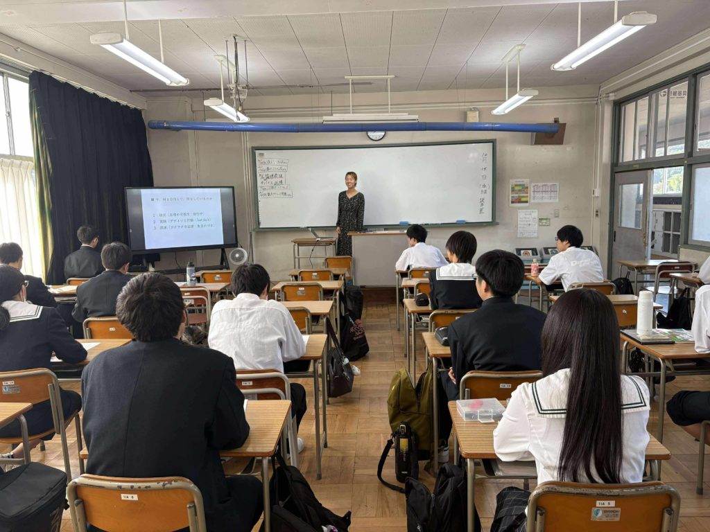 MAKERSゲストの人生講演の様子