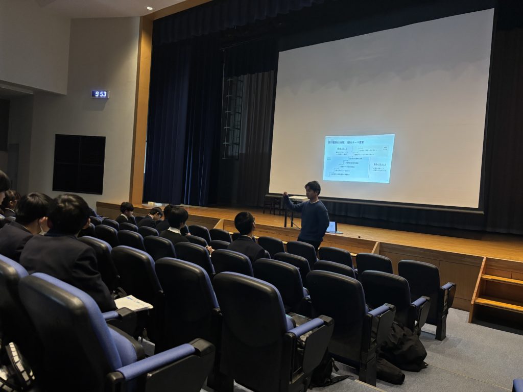 MAKERSゲストの人生講演の様子